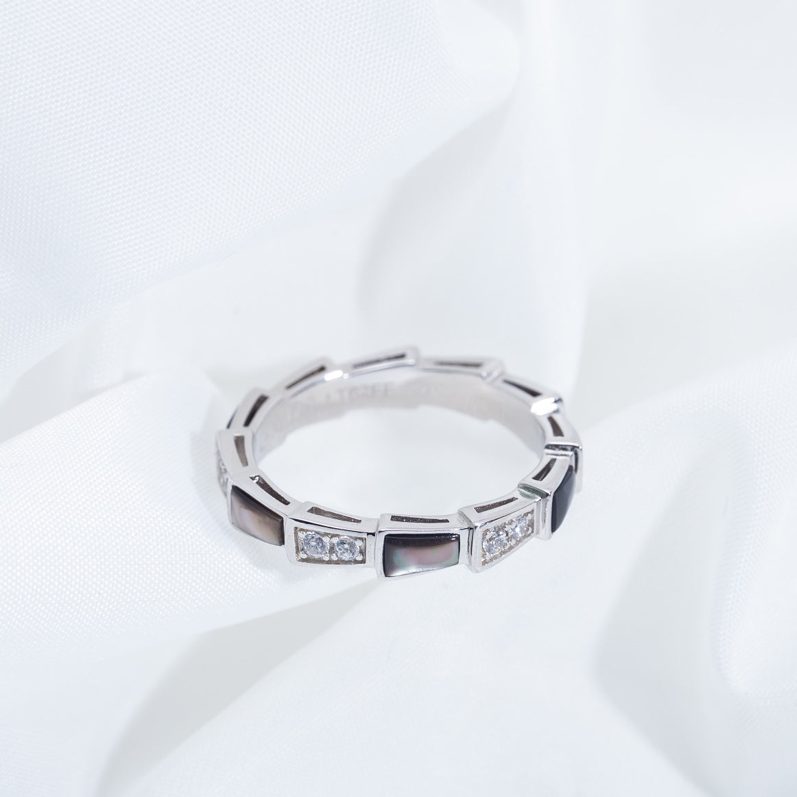 [Dawnora Jewelry]SERPENTI RING SILVER  DIAMOND BLACK MOP 3MM