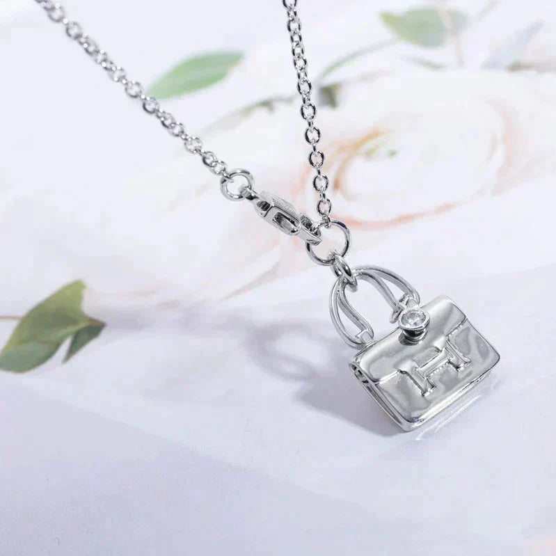 [Dawnora Jewelry]AMULETTE PEDANT SILVER NECKLACE