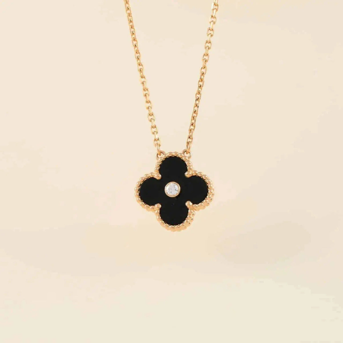[Dawnora Jewelry]CLOVER 15MM DIAMOND ONYX NECKLACE